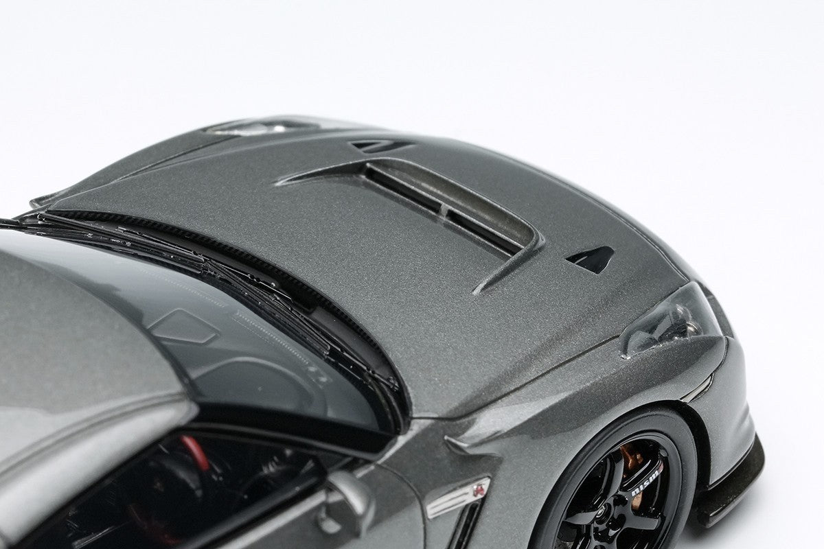 Make Up EIDOLON EM703 1/43 Nissan GT-R Nismo R35 CRS Ver. 2008 Resin