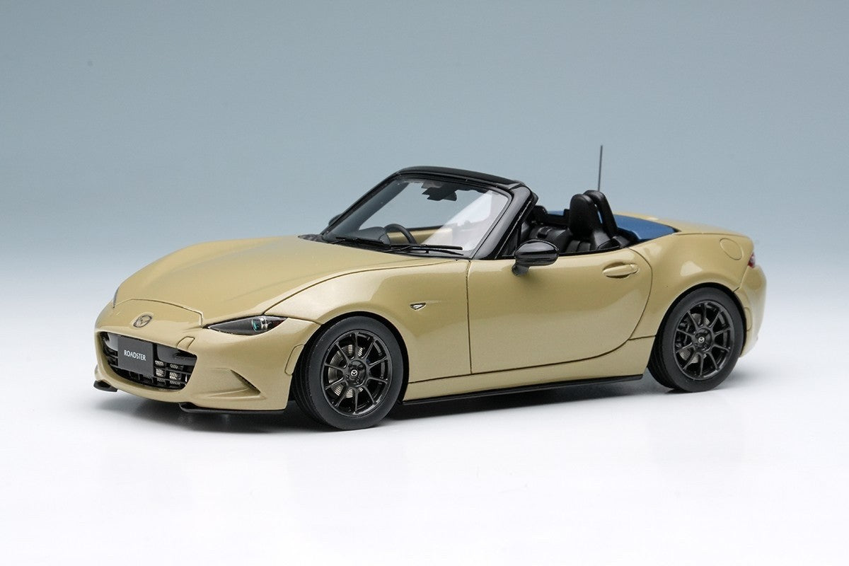 Make Up EIDOLON EM764G 1/43 Mazda Roadster ND 990S 2022 Zircon Sand Metallic