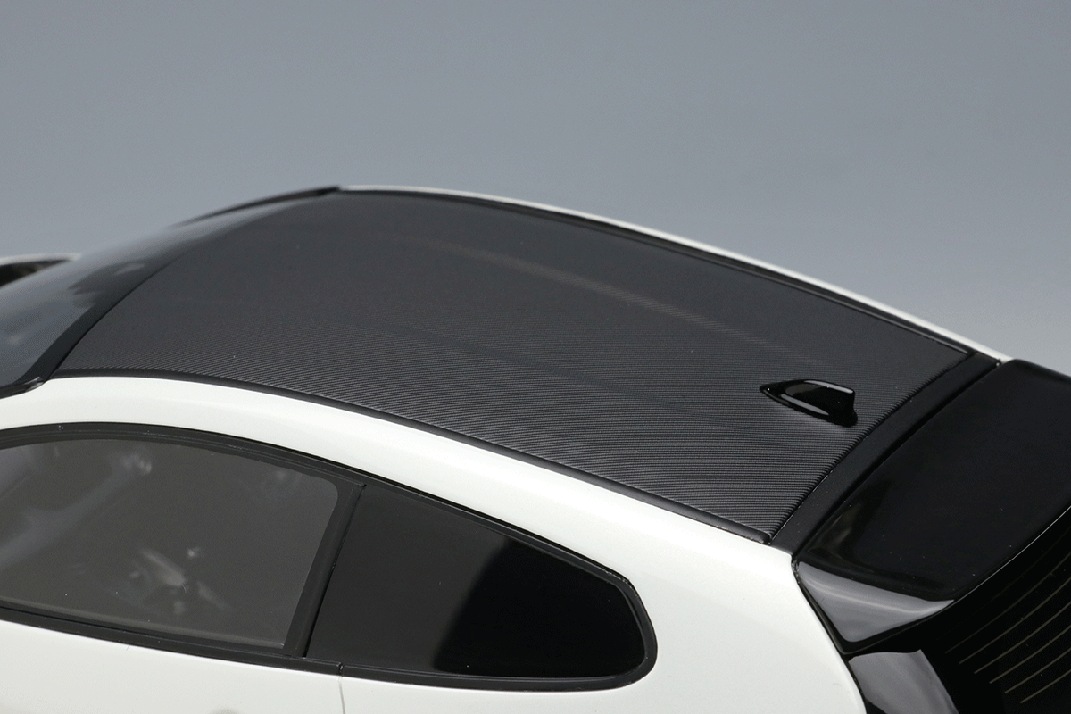 MAKE UP IDEA IM096A 1/18 Toyota GR Yaris RZ 2020 Super White 2 Resin Car