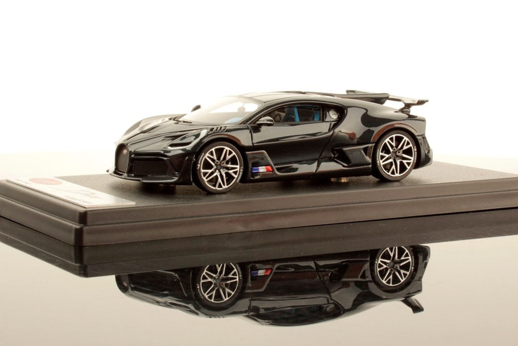 Looksmart LS497H 1/43 Bugatti Divo 2018 Blue Carbon Glossy Resin