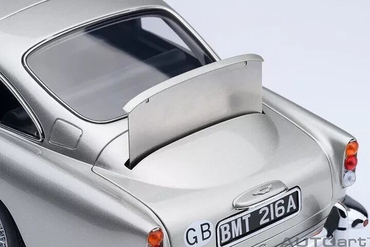 AUTOart 70296 1/18 Aston Martin DB5 007 Goldfinger Bond Silver Movie