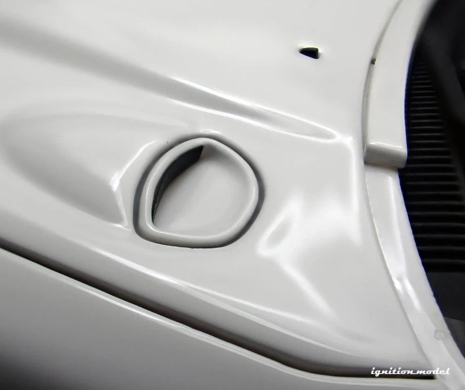 Ignition Model IG3675 1/18 Toyota Celica GT-FOUR ST205 White Resin