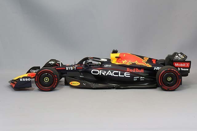 Minichamps MC110221401 1/18 Red Bull RB18 Belgium Winner 2022