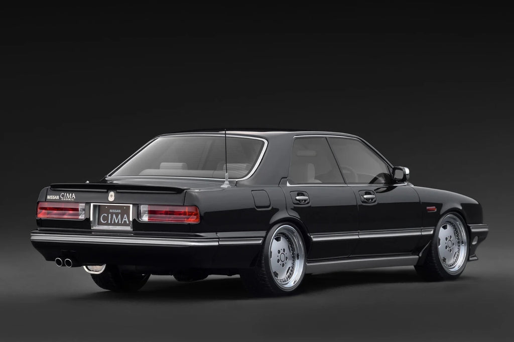 Ignition Model IG3904 1/18 Nissan Cedric Cima Y31 Black Sedan
