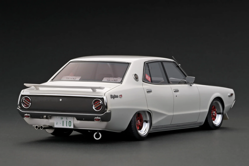 Ignition Model IG3268 1/18 Nissan Skyline Kenmeri GC110 Pearl White w/ L28