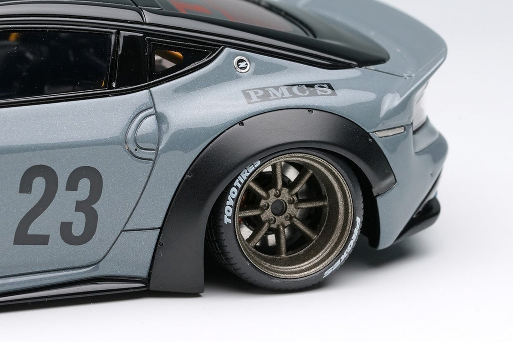 Make Up EIDOLON LB023C 1/43 Nissan Z RZ34 Pearl White LB Nation 8-Spoke Wheels