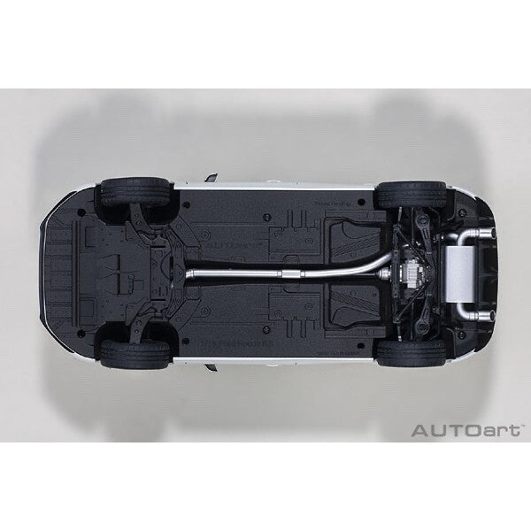 AUTOart 72951 1/18 Ford Focus RS White [Composite Diecast Mini Car]