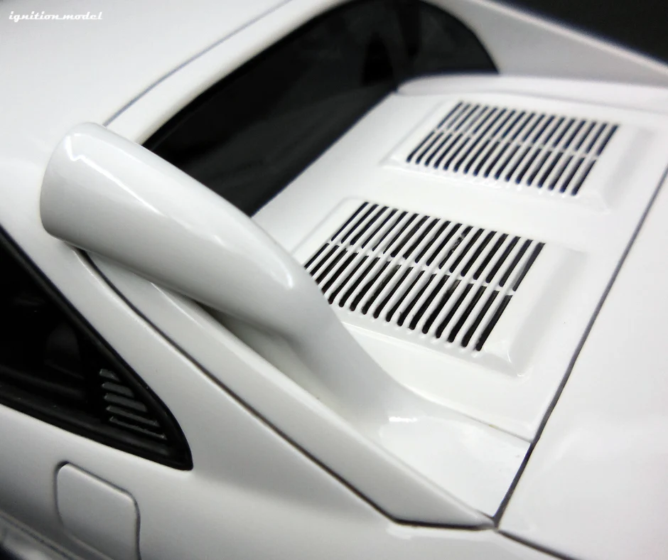Ignition Model IG3336 1/18 Toyota MR2 SW20 GT Wing CE28 White Resin