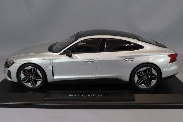 Norev NO188381 1/18 Audi RS e-tron GT 2021 Silver Die-cast