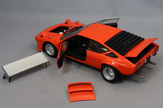 Kyosho KS08445P 1/18 Lamborghini Urraco Rally Orange Openable Diecast
