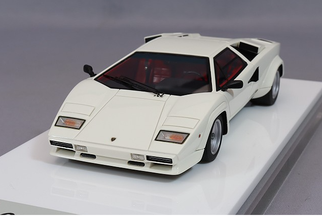 Make Up EIDOLON EM447B 1/43 Lamborghini Countach LP5000 QV White 1985