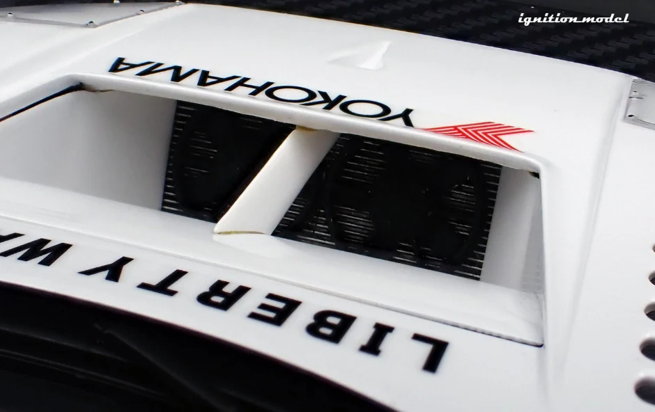 Ignition Model IG3752 1/18 LB-WORKS Ferrari F40 Liberty Walk White