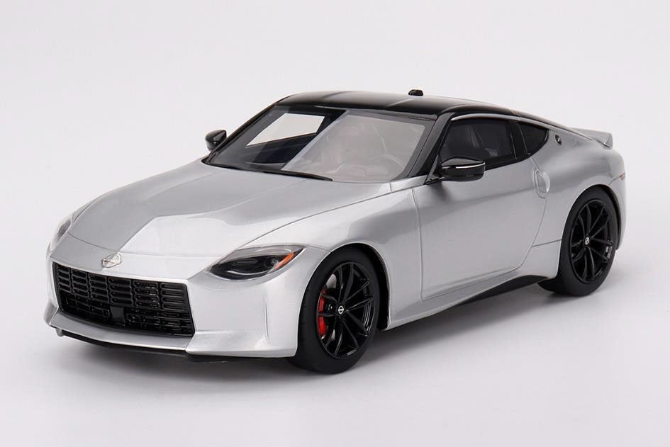 Top Speed TS0400 1/18 Nissan Z Performance 2023 Brilliant Silver LHD Resin