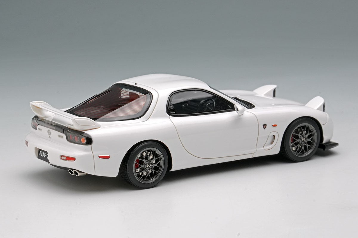 Make Up EIDOLON EM817B 1/43 Mazda RX-7 FD3S Spirit R 2002 White Resin