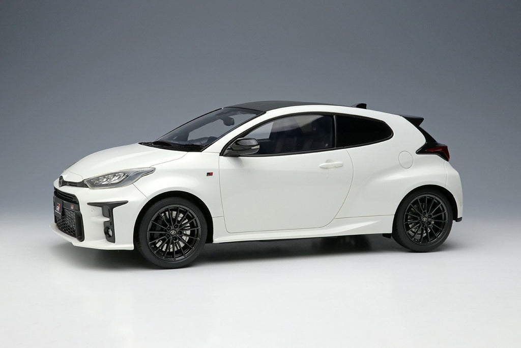 MAKE UP IDEA IM096A 1/18 Toyota GR Yaris RZ 2020 Super White 2 Resin Car