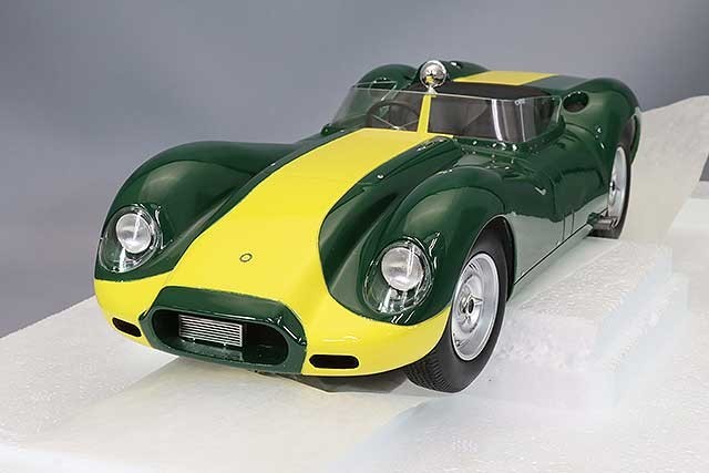 MATRIX MXL1001021 1/18 Jaguar Lister 1958 Jaguar Green