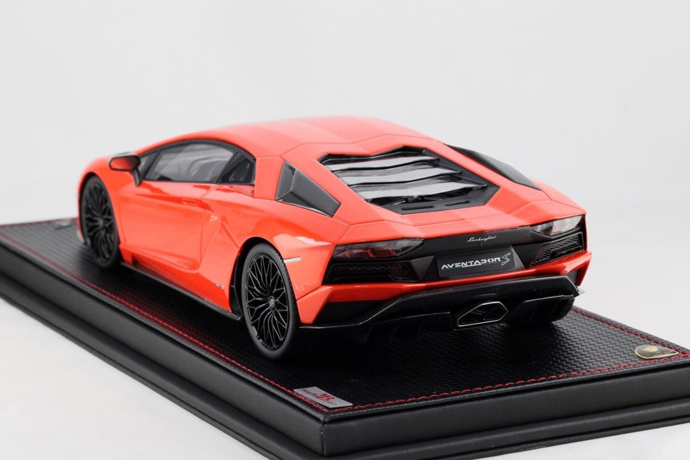 MR Collection LAMBO27C 1/18 Lamborghini Aventador S 2017 Arancio Argos Resin