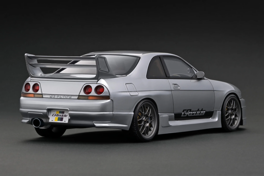 Ignition Model IG3131 1/18 GReddy Nissan GT-R BCNR33 R33 Silver Resin