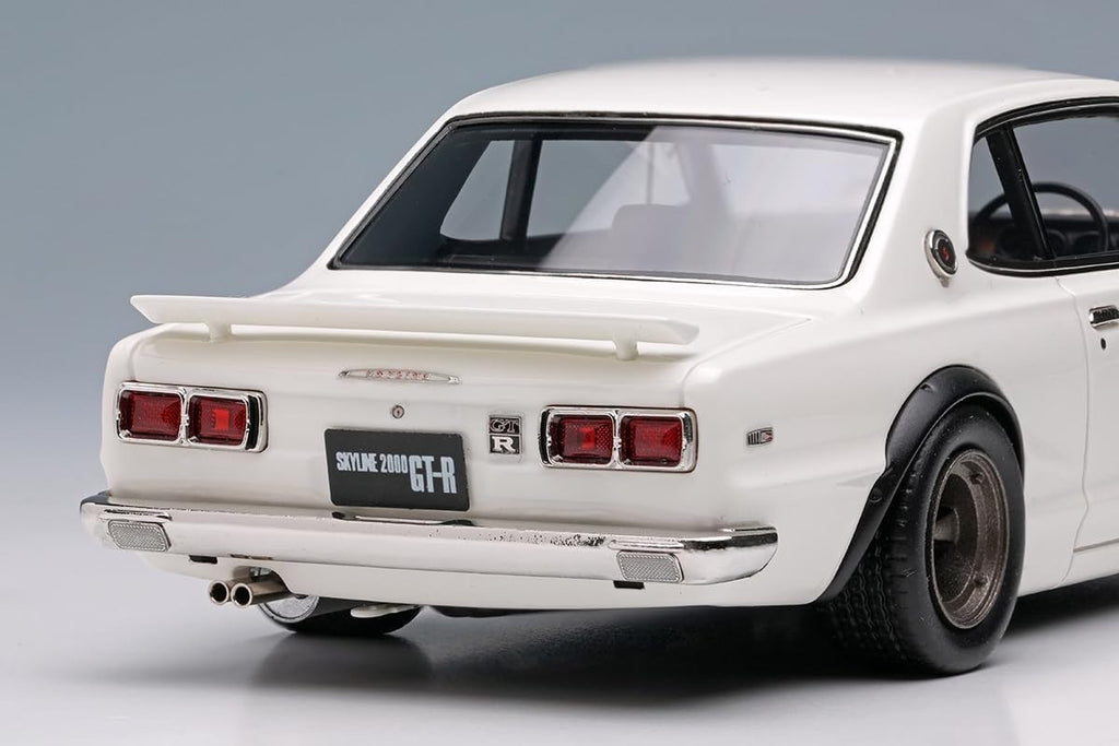 Make Up VISION VM244B 1/43 Skyline 2000 GT-R KPGC10 1971 White with Spoiler