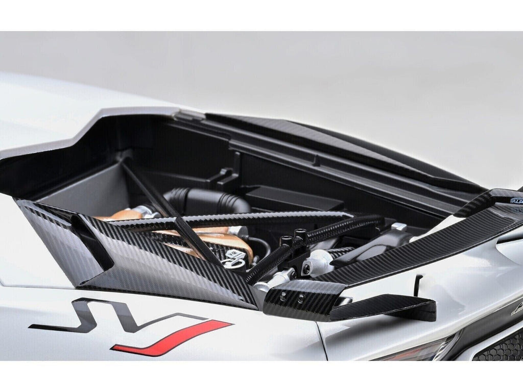 AUTOart 79217 1/18 Lamborghini Aventador SVJ – Pearl White (Composite Diecast)