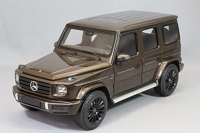 Minichamps MC110037102 1/18 Mercedes-Benz G-Class 2020 Brown