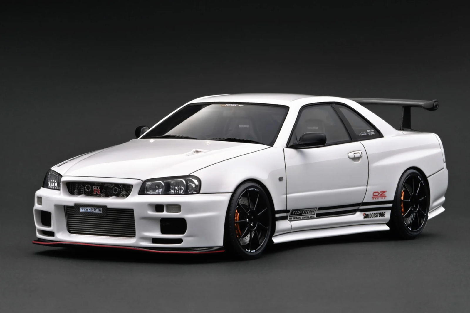 Ignition Model IG3642 1/18 TOP SECRET Nissan Skyline GT-R BNR34 White Resin
