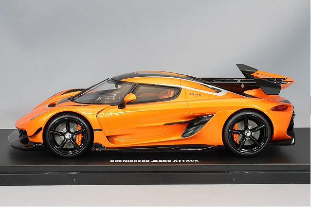 GT Spirit GTS898 1/18 Koenigsegg Jesko Attack Orange