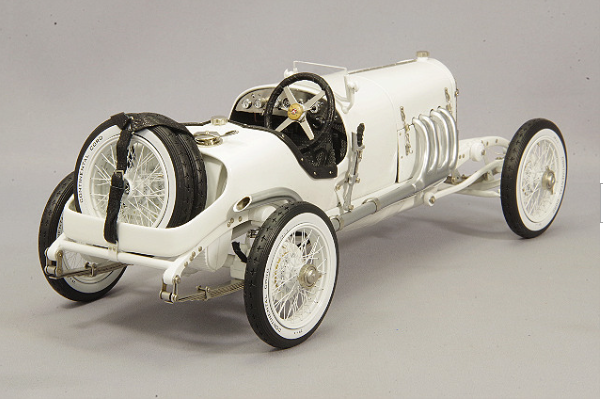 CMC CMC-206 1/18 Mercedes-Benz Targa Florio Racer 1924 White Diecast