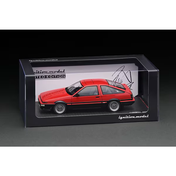 Ignition Model IG3281 1/18 Toyota Sprinter Trueno AE86 GT Apex Red/Black Manabu