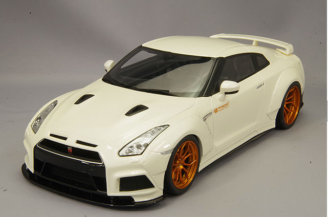 GT Spirit GTS030KJ 1/18 Prior Design PD750WB Nissan GT-R Pearl White