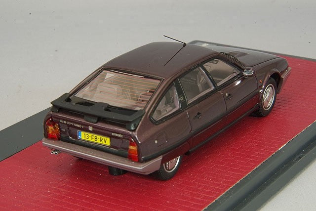 MATRIX MX40304-111 1/43 Citroen CX GTi Turbo 2 1986 Jules Deelder Figure Resin