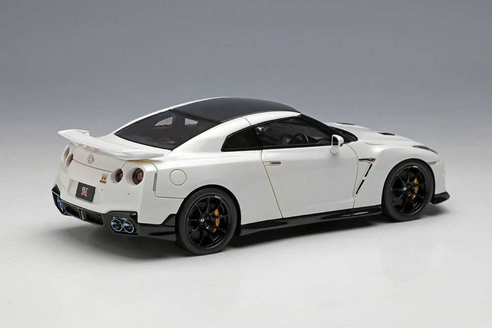 EIDOLON EM696C 1/43 Nissan GT-R Track Edition NISMO T-Spec Brilliant White Pearl