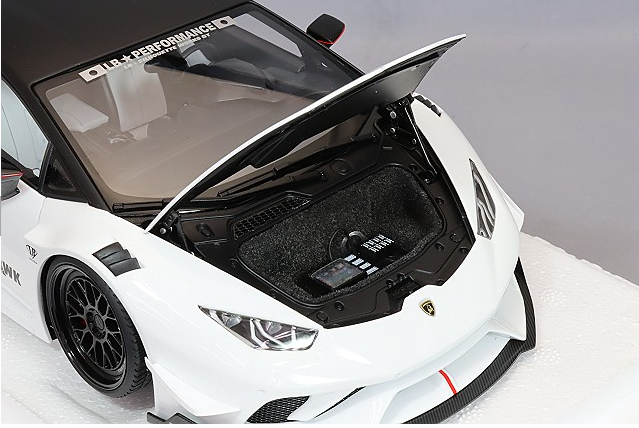 AUTOart 79125 1/18 Lamborghini Huracan GT LB-Silhouette White Composite