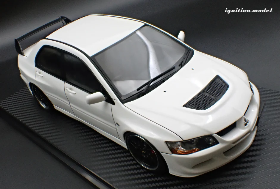 Ignition Model IG3835 1/18 Mitsubishi Lancer Evolution VIII MR CT9A White