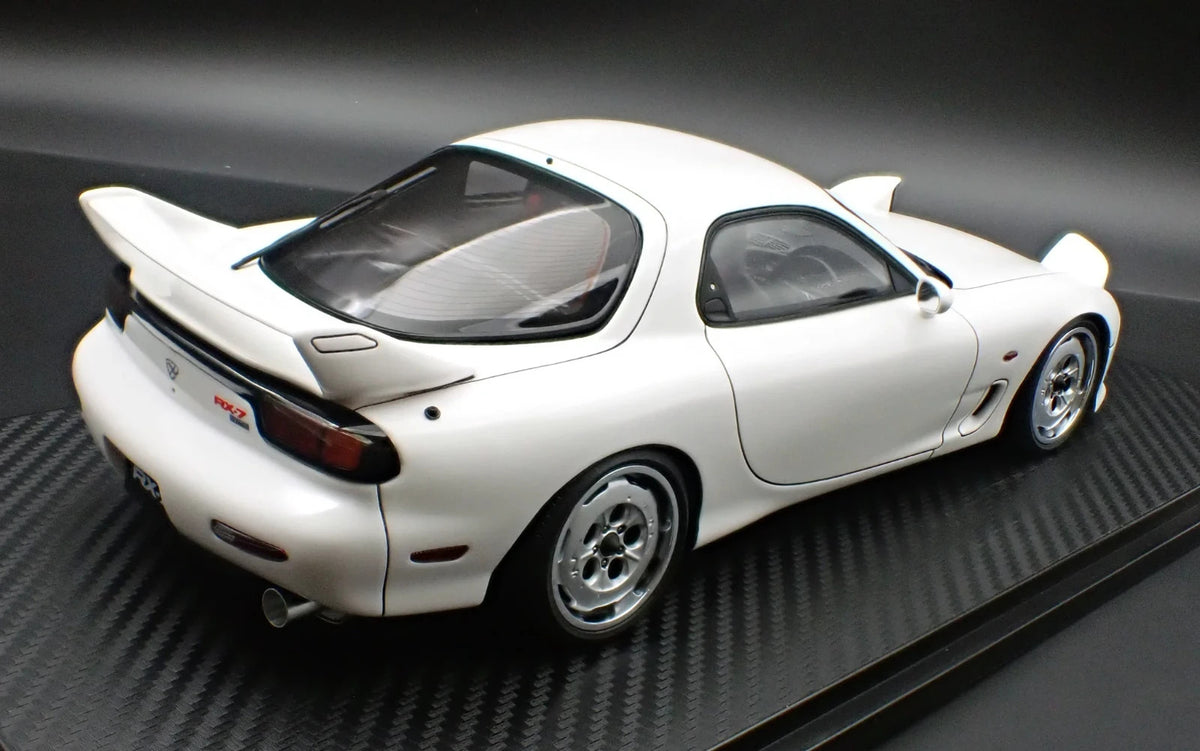 Ignition Model IG3942 1/18 Mazda RX-7 Mazdaspeed FD3S White Resin