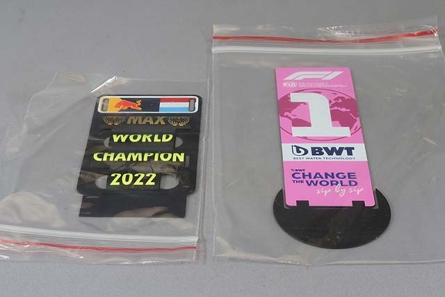 Spark S18S774 1/18 Red Bull RB18 Japanese GP Winner 2022 #1 Multi Resin