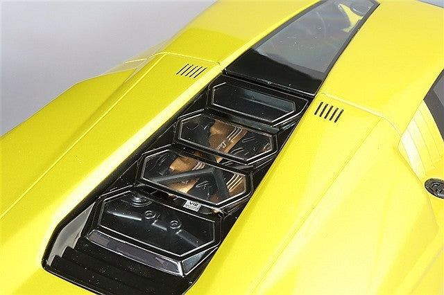 TOP SPEED TS0555 1/18 Lamborghini Countach LPI 800-4 New Giallo Orion