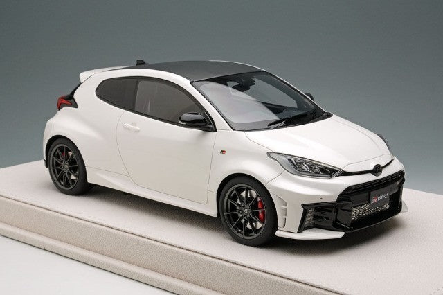EIDOLON EML182B 1/18 Toyota GR Yaris RZ 2024 Platinum White Resin