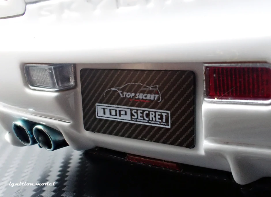 Ignition Model IG3642 1/18 TOP SECRET Nissan Skyline GT-R BNR34 White Resin