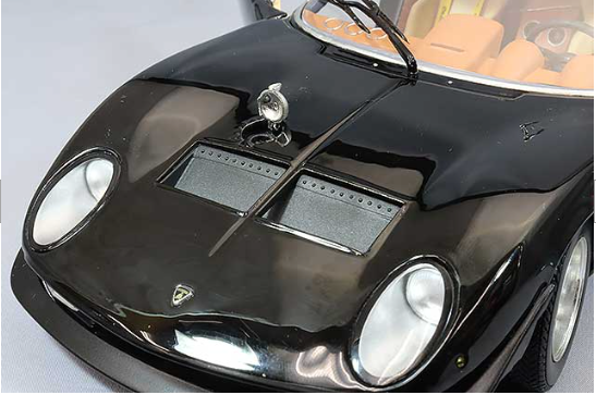Kyosho KS08319BKG 1/18 Lamborghini Miura SVR Legendary Black Diecast