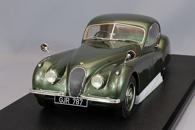 CULT CML1824 1/18 Jaguar XK120 FHC 1951-1954 Green Metallic