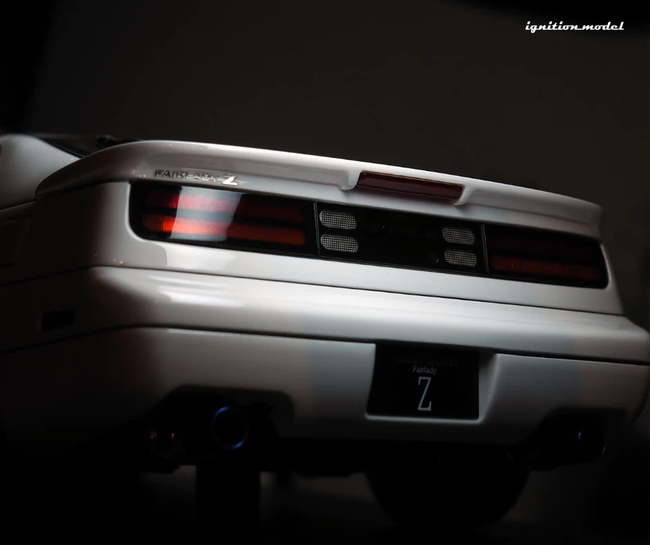 Ignition Model IG3424 1/18 Nissan Fairlady Z Z32 300ZX 2by2 White Resin