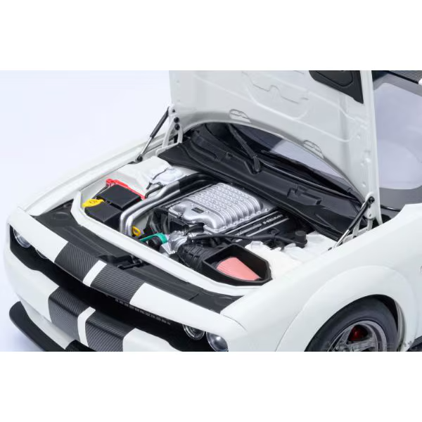 AUTOart 71766 1/18 Dodge Challenger SRT Super Stock 2023 White Diecast