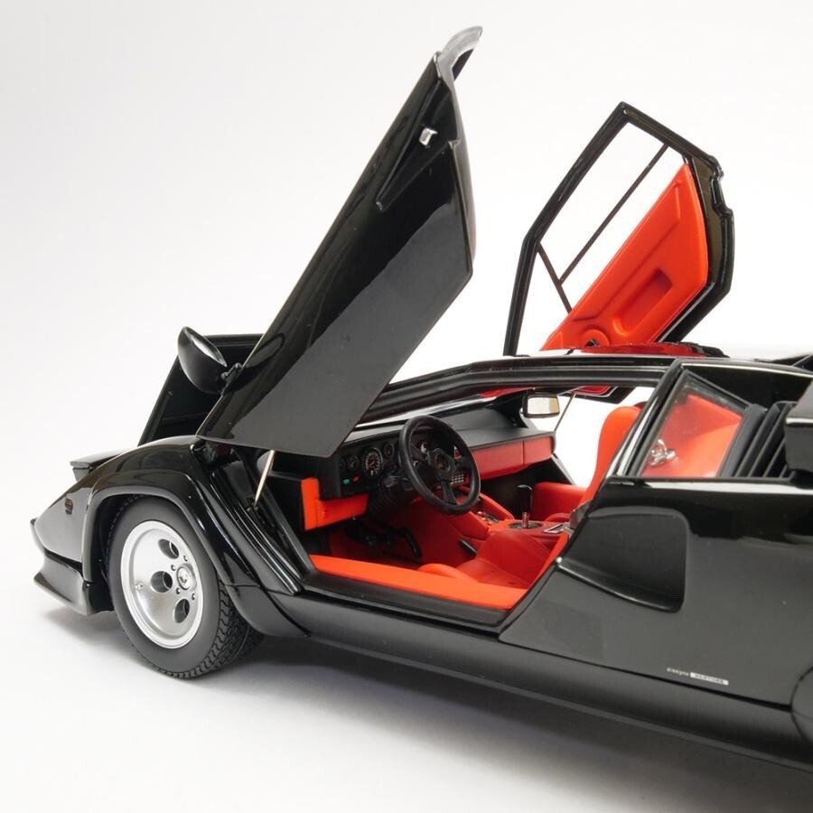 KYOSHO KS08320BK 1/18 Lamborghini Countach LP5000 Quattrovalvole Black