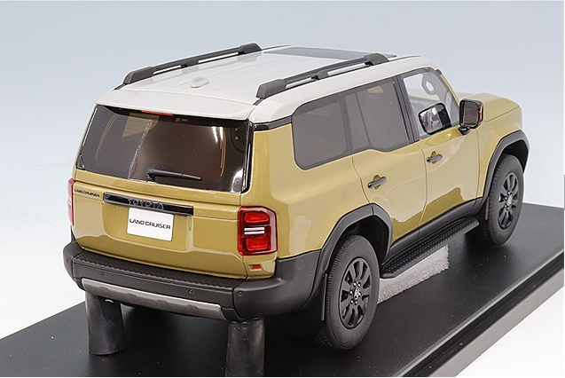 Kyosho KSR18064BE 1/18 Toyota Land Cruiser 250 Samurai 2024 Beige