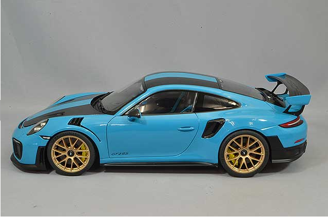 AUTOart 78175 1/18 Porsche 911 991.2 GT2 RS Weissach Blue/Carbon