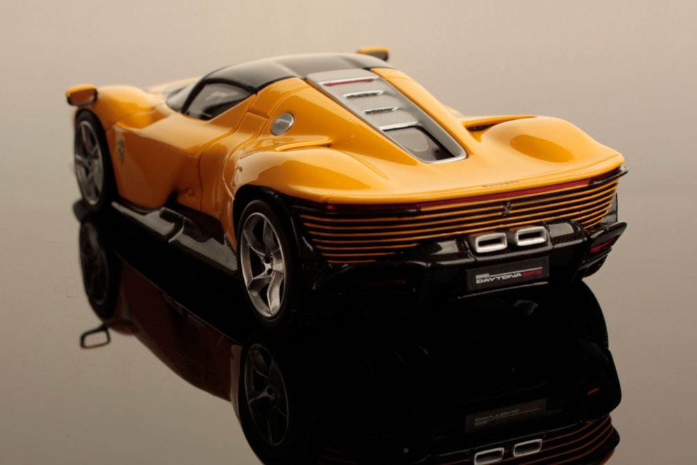 Looksmart LS535D 1/43 Ferrari Daytona SP3 2022 Giallo Modena Yellow Resin