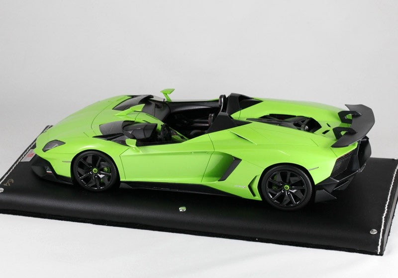 MR Collection LAMBO08D 1/18 Lamborghini Aventador J 2012 Verde Ithaca Green