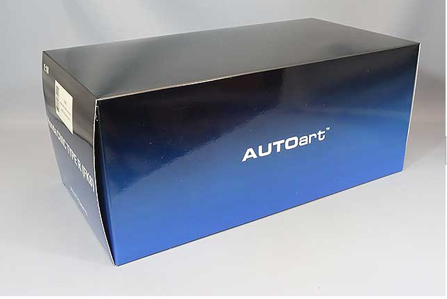 AUTOart 73220 1/18 Honda Civic Type R FK8 2021 Championship White