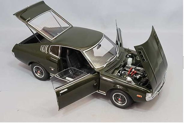 AUTOart 78768 1/18 Toyota Celica Liftback 2000GT RA25 1973 MossGrn